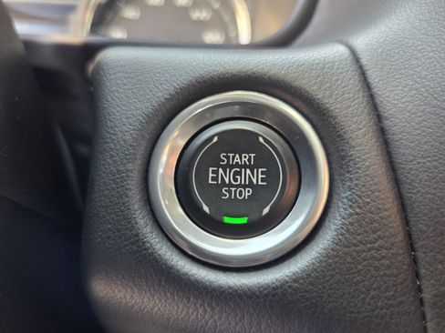 Used 2023 Chevrolet Tahoe LS RWD image 31