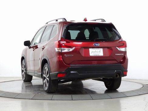 Used 2021 Subaru Forester Limited w/ Popular Package #3 image 5