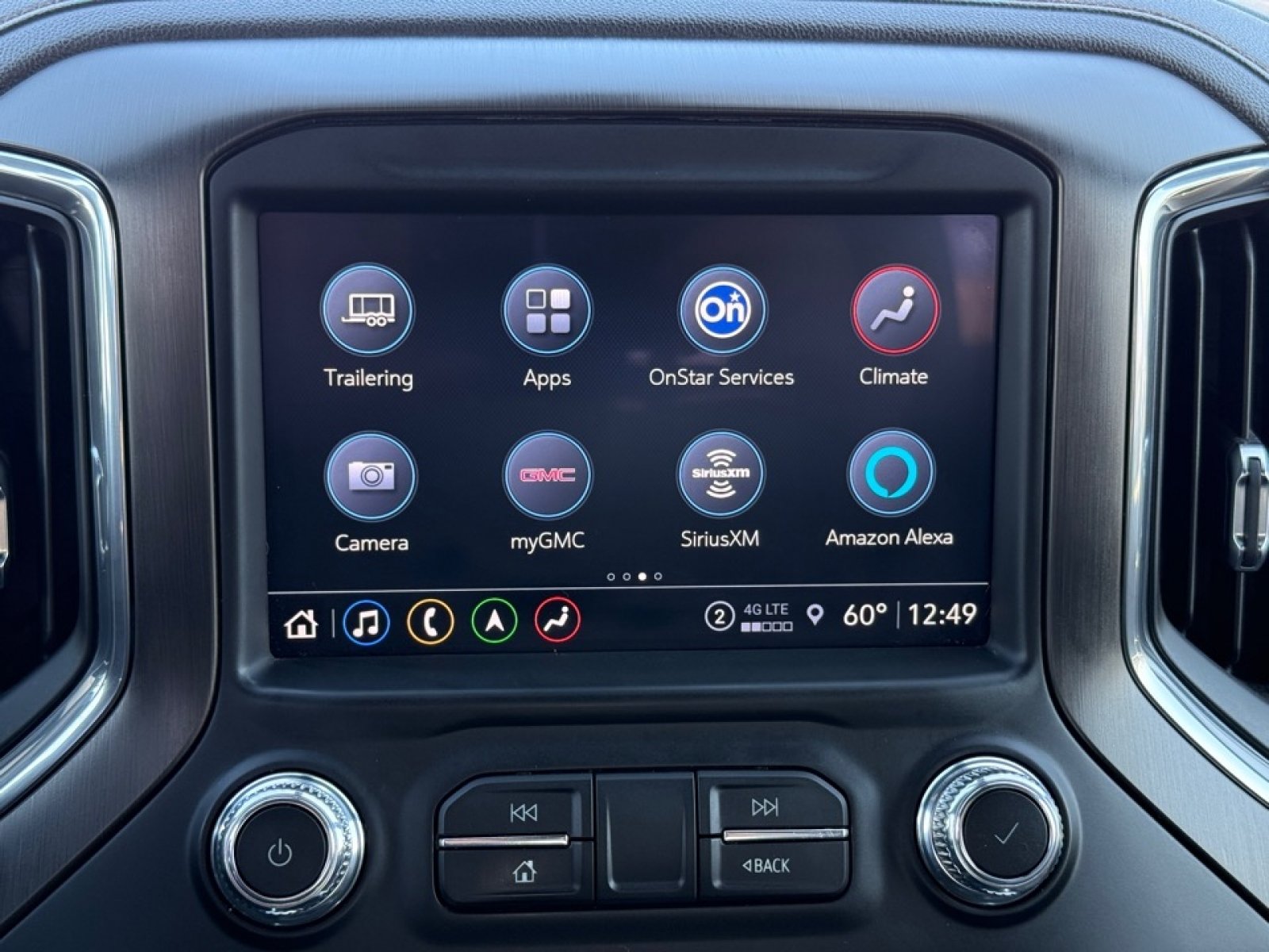 Used 2022 GMC Sierra 2500 AT4 w/ AT4 Preferred Package AWD/4WD image 15