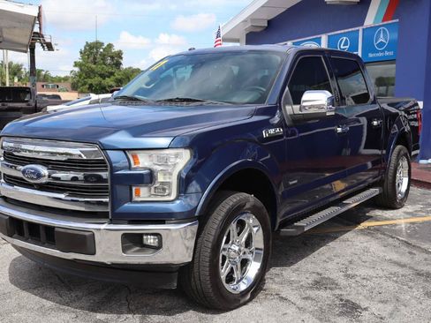 Used 2017 Ford F150 Lariat w/ Equipment Group 502A Luxury RWD image 8