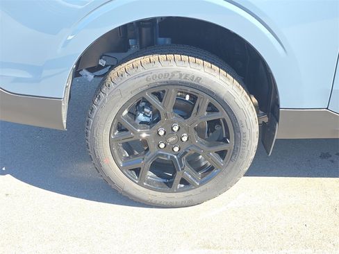 New 2025 Ford Maverick Lariat w/ Black Appearance Package image 7