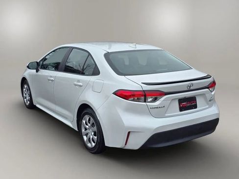 Used 2024 Toyota Corolla LE image 7