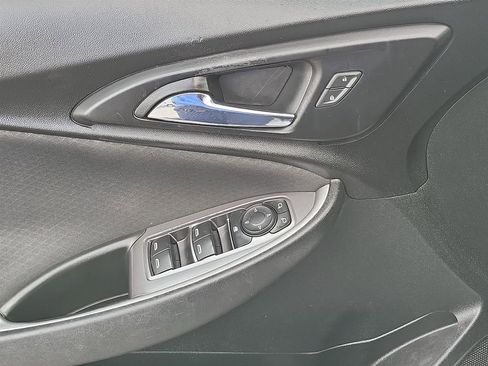 Certified 2020 Chevrolet Malibu LS image 14