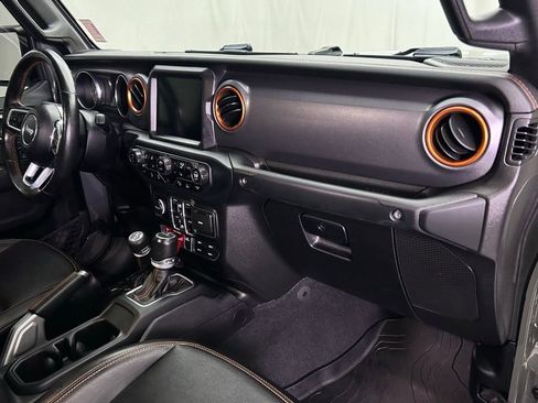 Used 2020 Jeep Gladiator Mojave image 29