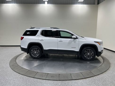 Used 2019 GMC Acadia SLT image 5