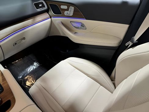 Certified 2025 Mercedes-Benz GLE 450 4MATIC image 18