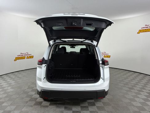 New 2026 Nissan Rogue SV AWD/4WD image 5