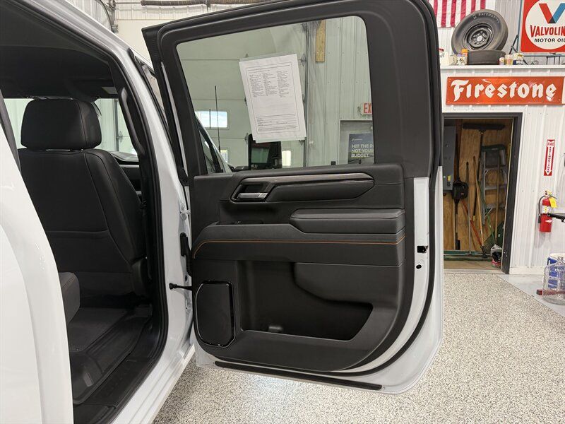 Used 2026 GMC Sierra 2500 AT4 AWD/4WD image 35