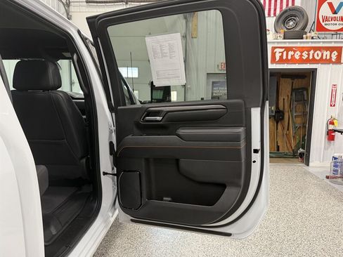 Used 2026 GMC Sierra 2500 AT4 AWD/4WD image 35
