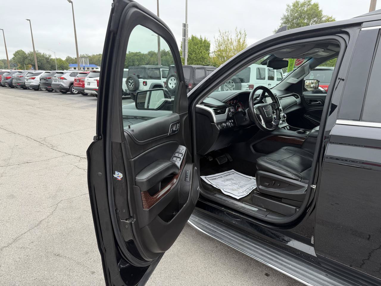 Used 2015 GMC Yukon SLT w/ Open Road Package AWD/4WD image 15