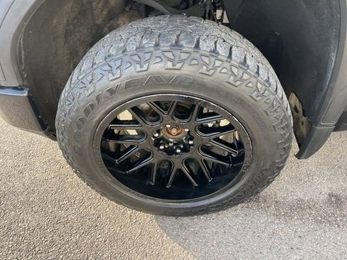 Used 2020 GMC Sierra 1500 SLT w/ SLT Premium Plus Package image 21