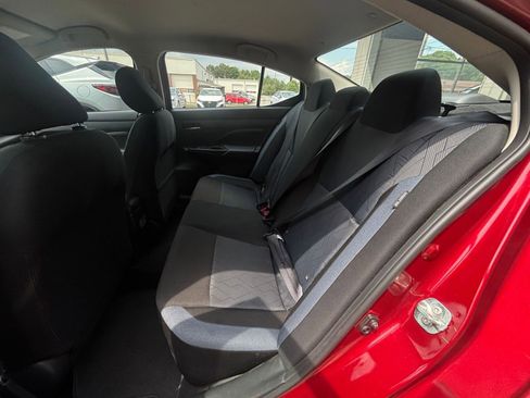 Used 2025 Nissan Versa SV FWD image 25
