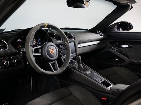 Certified 2025 Porsche 718 Boxster Spyder RS RWD image 4