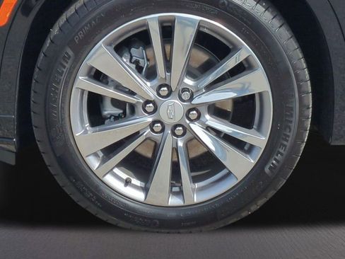 Used 2025 Cadillac XT6 Premium Luxury image 21