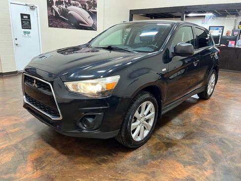 Used 2015 Mitsubishi Outlander Sport ES image 5