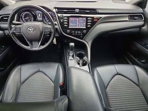 Used 2019 Toyota Camry SE image 16