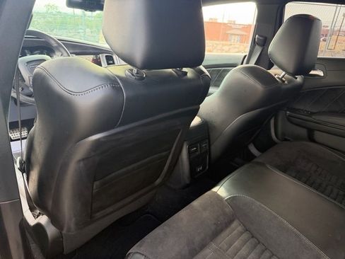Used 2023 Dodge Charger Scat Pack w/ Daytona Edition Group RWD image 19