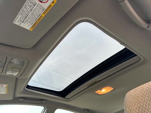 Used 2002 Toyota Camry LE image 30