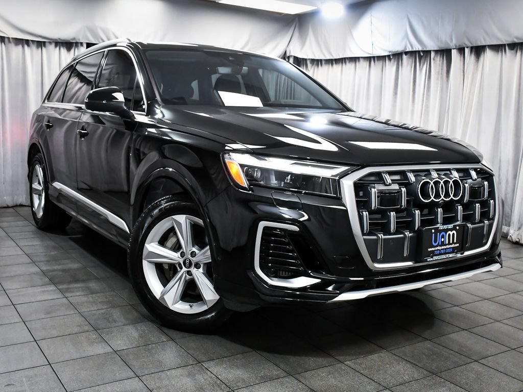 Used 2025 Audi Q7 3.0T Premium w/ Convenience Package AWD/4WD image 3