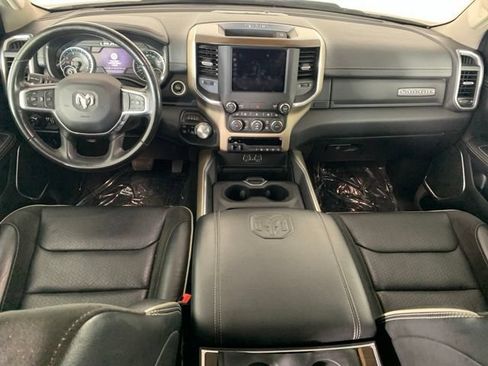 Used 2022 RAM 1500 Laramie AWD/4WD image 2