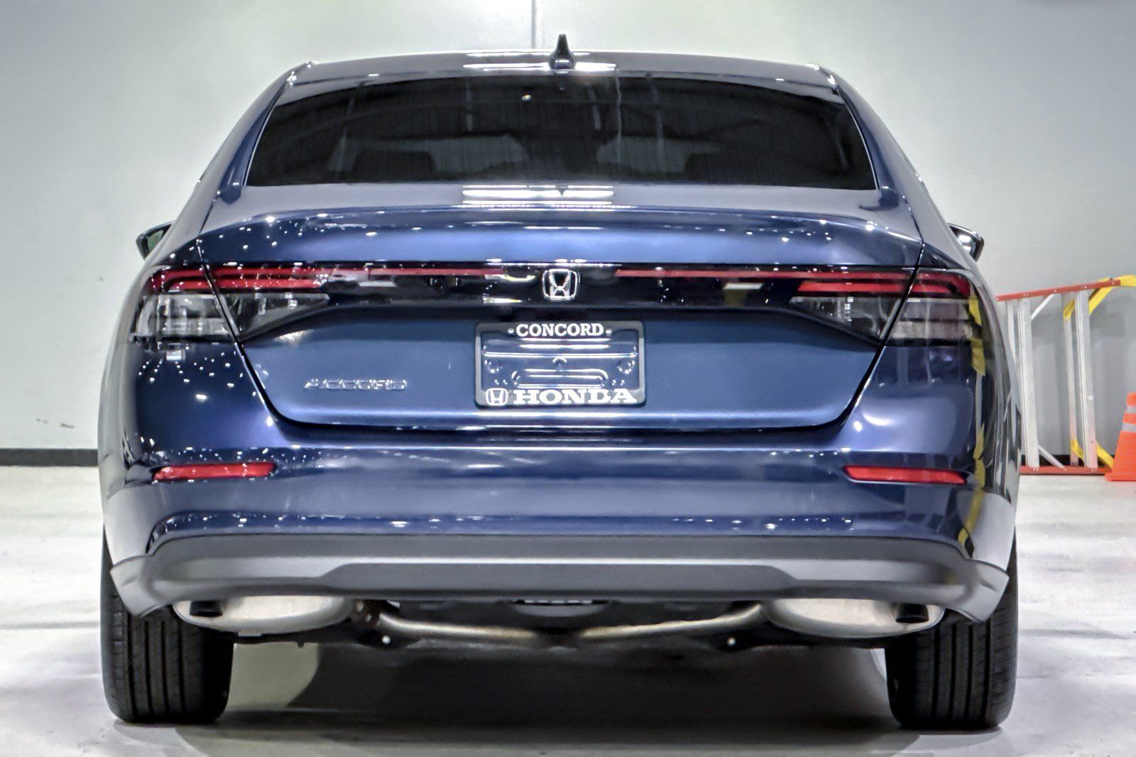 Used 2024 Honda Accord EX image 10