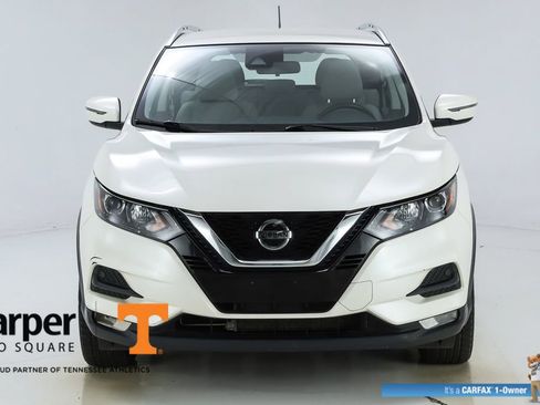 Used 2020 Nissan Rogue Sport SV w/ All-Weather Package AWD/4WD image 16