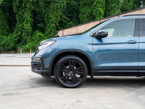 Used 2021 Honda Pilot Special Edition image 3