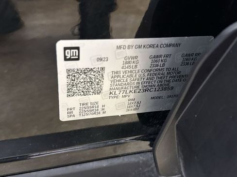 Certified 2024 Chevrolet Trax ACTIV w/ Sunroof Package FWD image 29