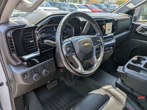 Used 2024 Chevrolet Silverado 2500 LTZ AWD/4WD image 17