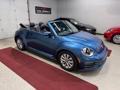 Used 2019 Volkswagen Beetle 2.0T S FWD image 10