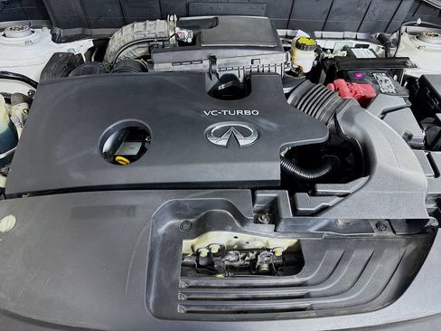 Certified 2019 INFINITI QX50 Essential w/ Sensory Package FWD image 41