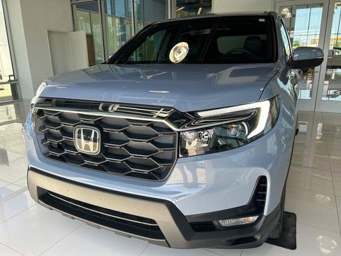 Used 2023 Honda Passport EX-L image 3