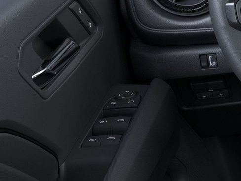 New 2025 Chevrolet Colorado LT w/ LT Convenience Package image 48