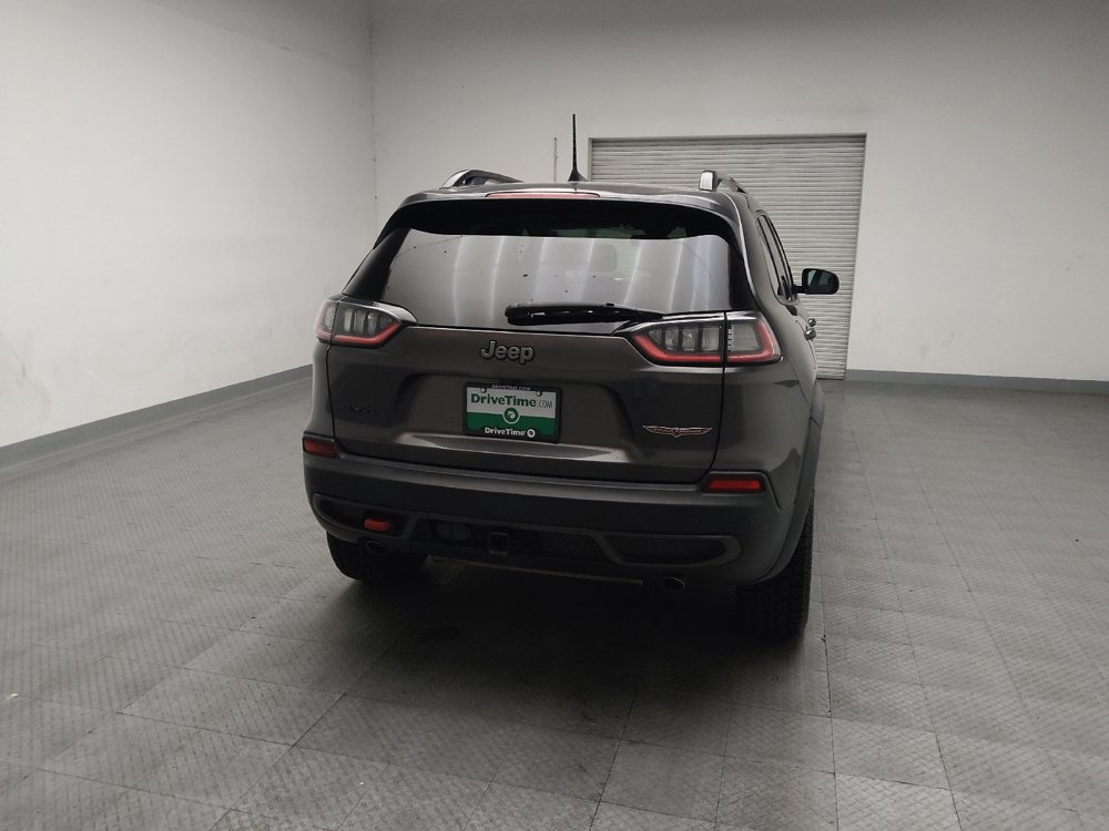 Used 2022 Jeep Cherokee Trailhawk w/ Comfort/Convenience Group AWD/4WD image 7