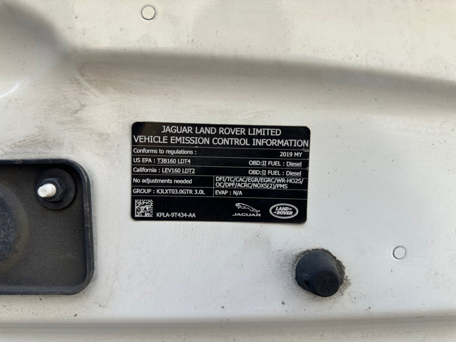 Used 2019 Land Rover Range Rover AWD/4WD image 32