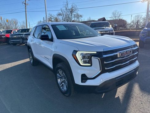 Used 2025 GMC Terrain Elevation image 7