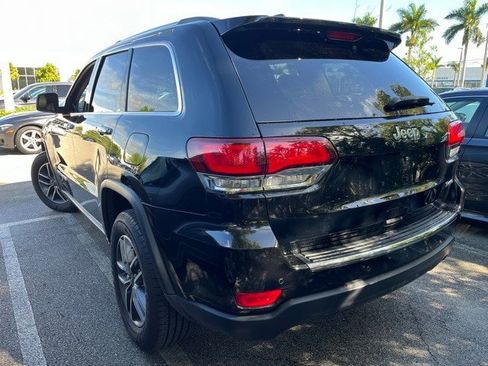 Used 2020 Jeep Grand Cherokee Limited image 3