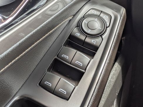 Used 2023 Chevrolet Traverse LT w/ LT Premium Package AWD/4WD image 28
