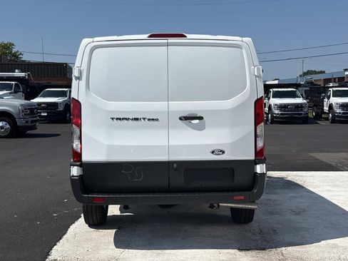 New 2026 Ford Transit 250 Low Roof w/ Load Area Protection Package RWD image 4