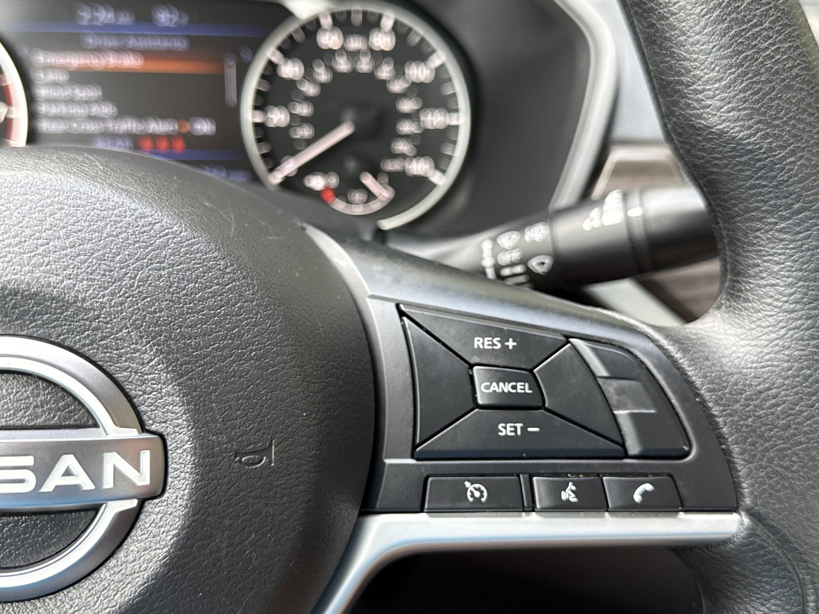 Used 2025 Nissan Altima 2.5 SV FWD image 21