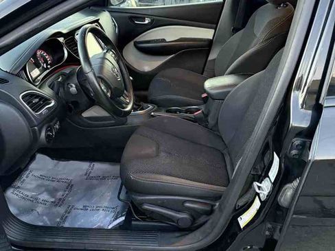 Used 2015 Dodge Dart SXT image 10