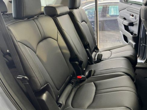 New 2026 Honda Pilot Touring image 14