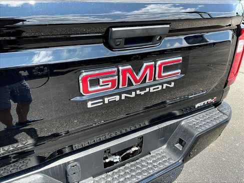 New 2026 GMC Canyon AT4 AWD/4WD image 13