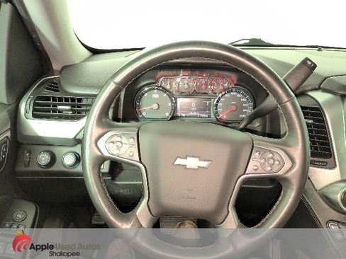 Used 2016 Chevrolet Suburban LTZ image 22