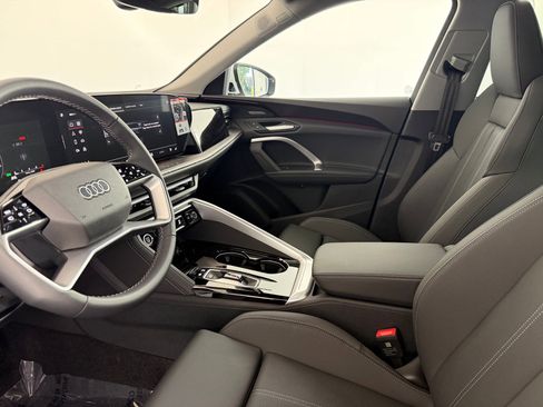 New 2025 Audi Q5 Premium Plus image 5