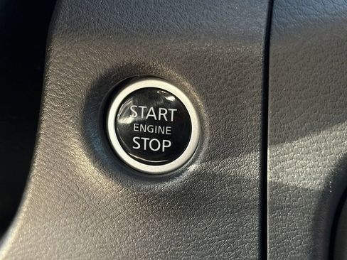 Used 2023 Nissan Frontier Pro-X w/ Technology Package RWD image 20