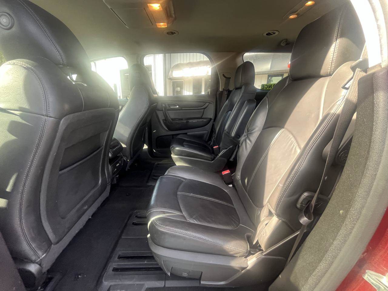 Used 2015 GMC Acadia SLT AWD/4WD image 18
