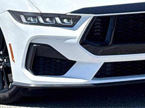 Used 2025 Ford Mustang GT RWD image 16