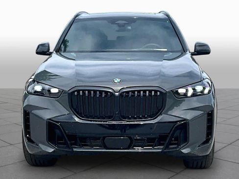 New 2026 BMW X5 xDrive40i w/ M Sport Package AWD/4WD image 3