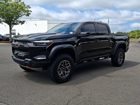 Used 2023 Chevrolet Colorado ZR2 w/ ZR2 Convenience Package III AWD/4WD image 6